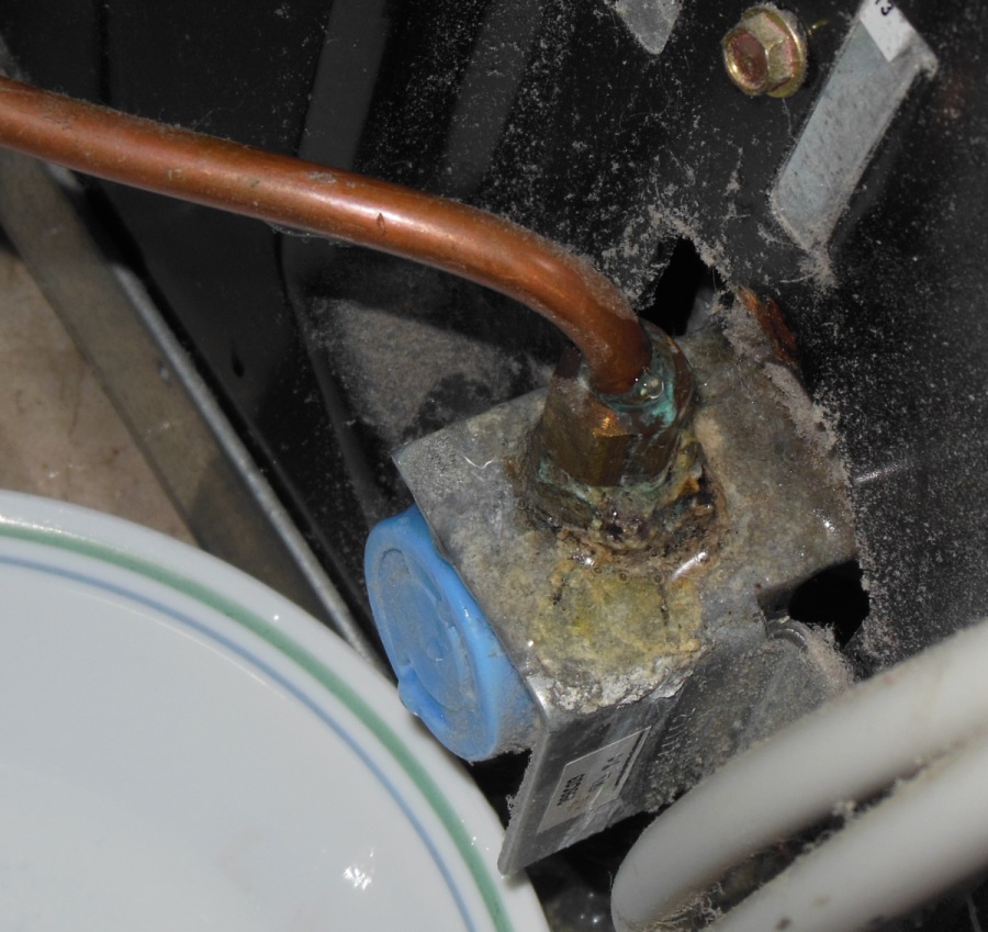 How to fix a leaking refrigerator? Reliable HVAC & Appliance Repair